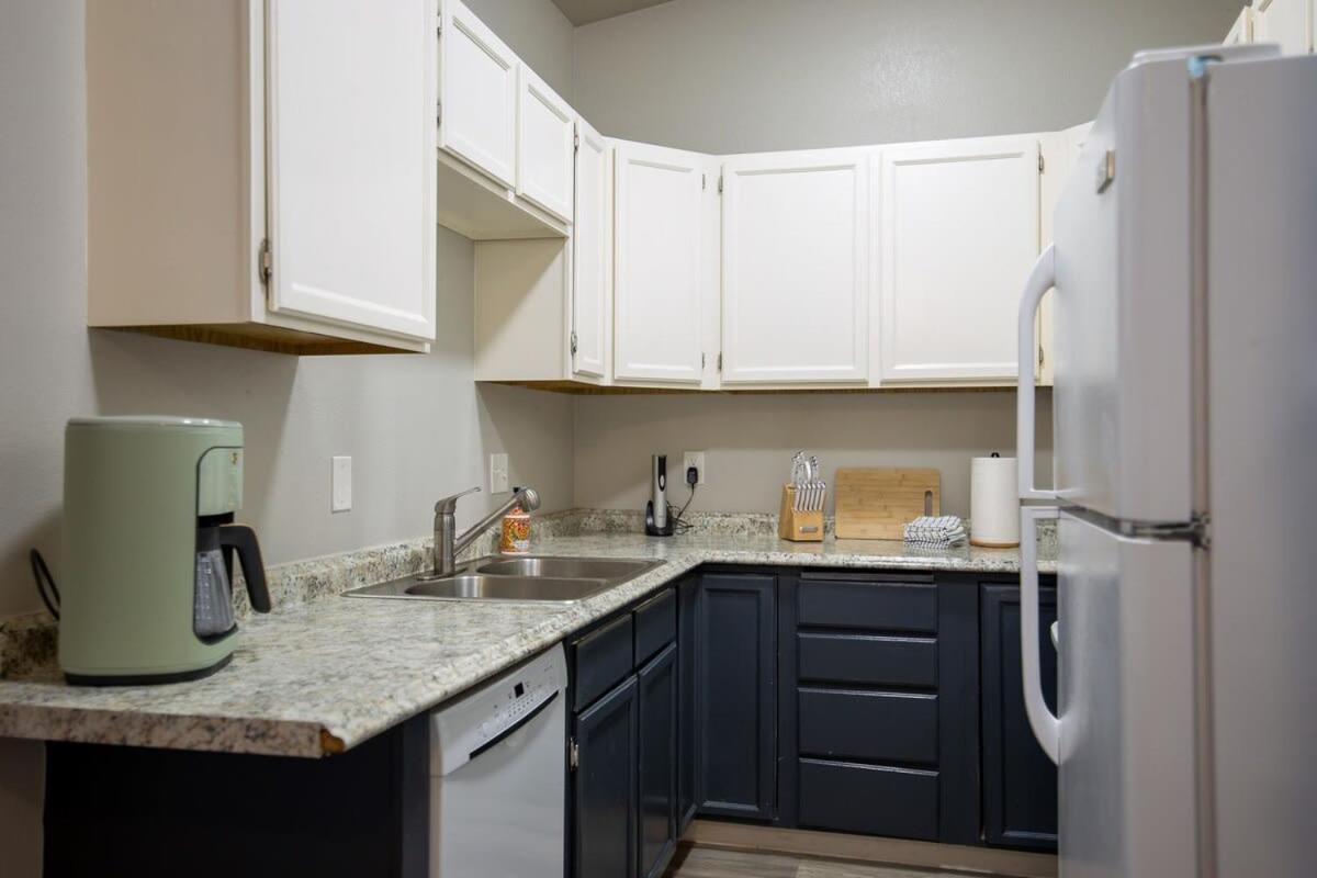Stylish1 Bed 1 Bath Apartment Anchorage Dış mekan fotoğraf